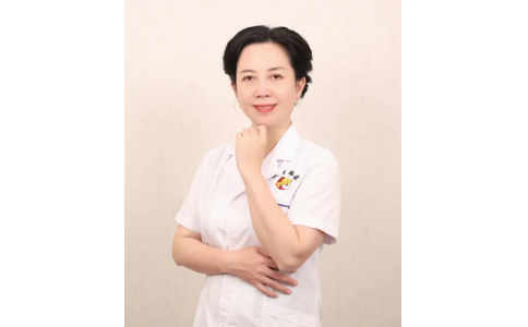 謝雪姣：以學(xué)術(shù)鉆研為筆，書寫岐黃新章，為患者點亮生命之光！